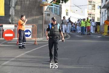 Lomo Magullo abraza la vida con la escultura homenaje a la Traída del Agua/Francisco Javier Santana y TA.
